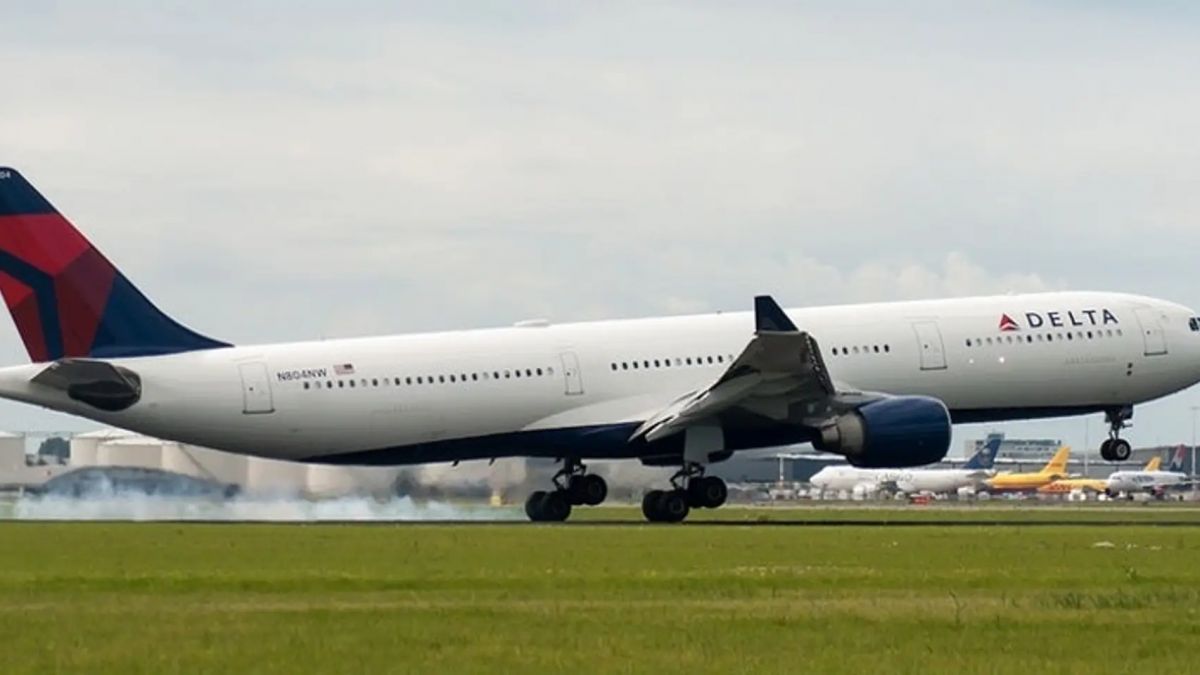 डिजिटल बोर्डिंग सिस्टम, चेहरे की पहचान तकनीक, पेपरलेस यात्रा, हवाई अड्डा सुरक्षा